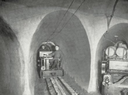Unterirdischer Gütertranport anno 1904